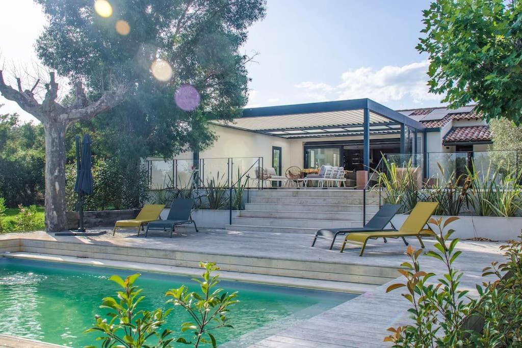 Villa Des Jacinthes Tarascon Exterior foto