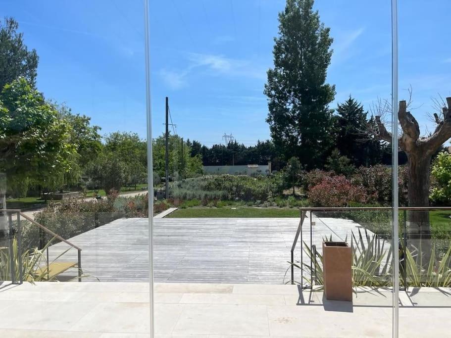 Villa Des Jacinthes Tarascon Exterior foto